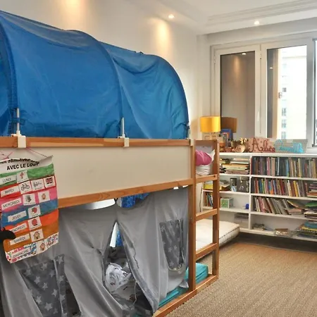 Charming Near Batignolles *