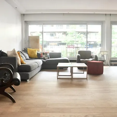 Charming Near Batignolles Paris
